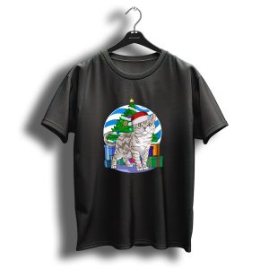 American Shorthair Cat In Santa Hat With Christmas Tree And Gifts T Shirt