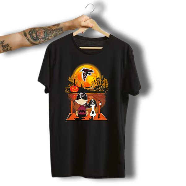 Atlanta Falcons Snoopy And Charlie Brown Halloween Pumpkin Moon Scene T Shirt t shirt 1
