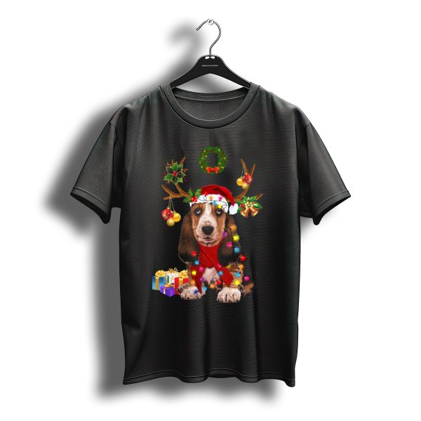 Basset Hound Santa Hat Reindeer Christmas Lights Wreath Holiday Gifts T Shirt t shirt 1