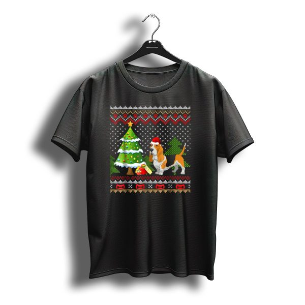 Basset Hound Santa With Christmas Tree Festive Zigzag T Shirt t shirt 1