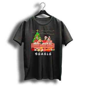 Beagle Festive Christmas Santa Hat Couch Scene T Shirt