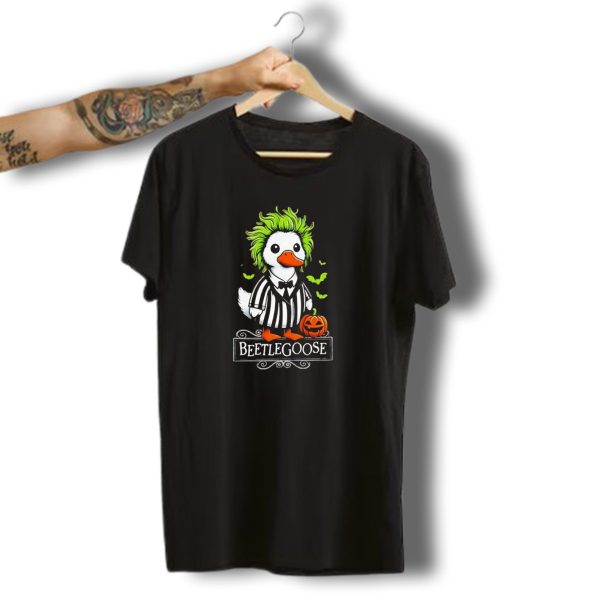 Beetlegoose Goose Costume Halloween Pumpkin And Spooky Bats T Shirt t shirt 1