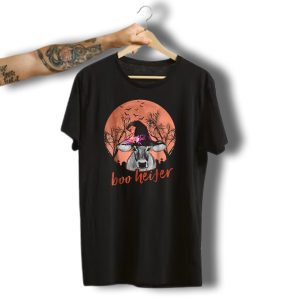 Boo Heifer Funny Cow Witch Hat Halloween Farmer Moon Bats T-Shirt