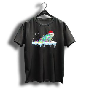 Chameleon Wrapped In Christmas Lights Wearing Santa Hat On Snow With Snowflakes T Shirt