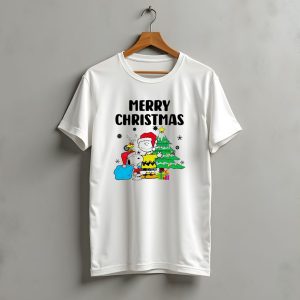 Charlie Snoopy Woodstock Merry Christmas Tree Santa Hats T-Shirt
