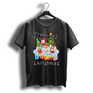 Christmas Chihuahua Funny Holiday Scene T-Shirt
