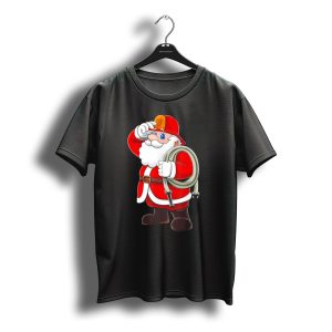 Christmas Firefighter Santa With Fire Hose T-Shirt