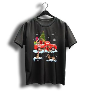 Christmas German Shepherds In Festive Red Car With Tree And Gifts T Shirt