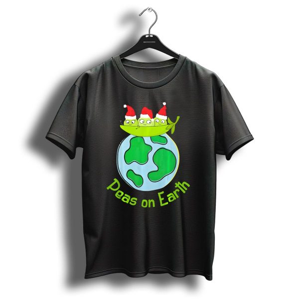 Christmas Peas On Earth With Santa Hat Vegetables On Globe T Shirt 1 t shirt 1