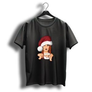 Christmas Red Hair Girl With Santa Hat And Santa Mug T Shirt