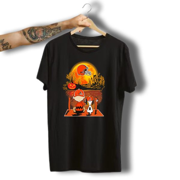 Cleveland Browns Halloween Snoopy Charlie Brown Pumpkin Moon Scene T Shirt t shirt 1