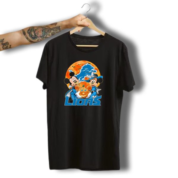 Detroit Lions Mickey Mouse And Minnie Mouse Halloween Pumpkin T Shirt t shirt 1