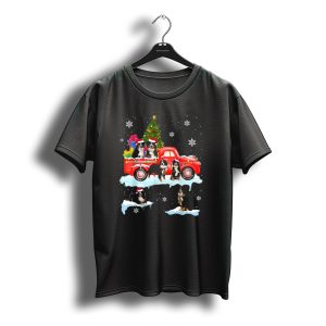 Festive Bernese Mountain Dogs With Santa Hats In Red Christmas Truck Scene T-Shirt