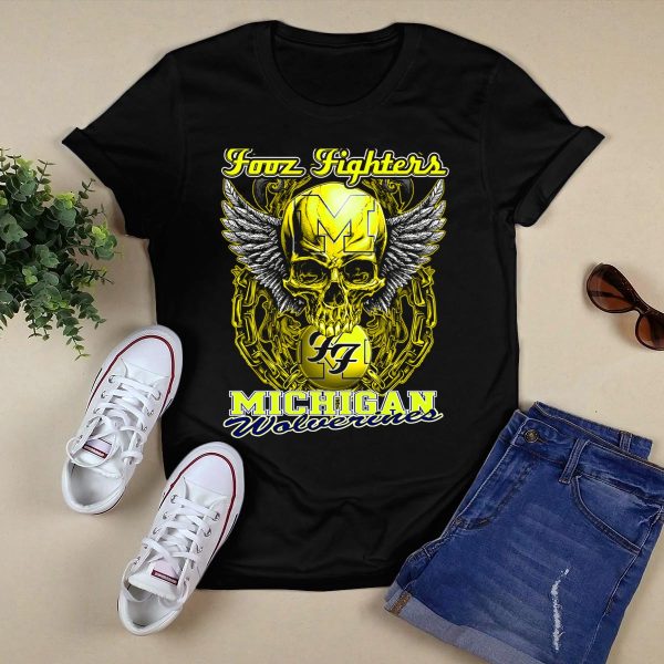 Foor Fighters Michigan Wolverines Skull Wings Chain T Shirt Black 1