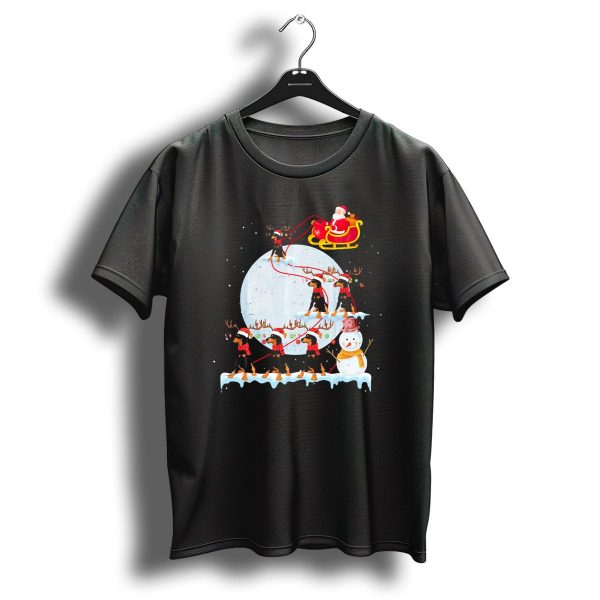 Funny Christmas Doberman Dogs Pulling Santas Sleigh With Snowman Scene T Shirt 1 t shirt 1
