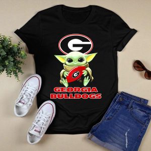 Georgia Bulldogs Baby Yoda Holding Football T Shirt