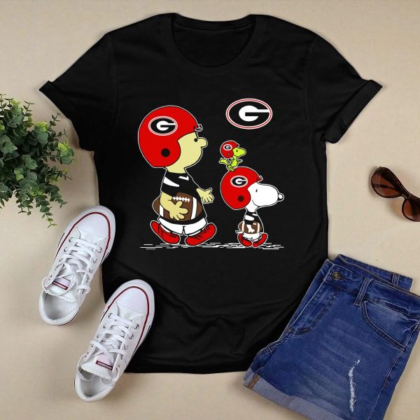 Georgia Bulldogs Snoopy Football Peanuts Cartoon T Shirt 1