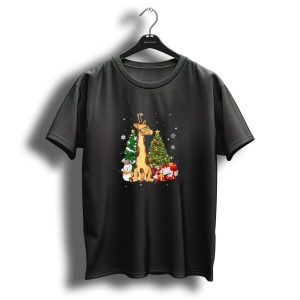 Giraffe Near Christmas Tree With Gifts And Snowman For Funny Giraffe Lover T-Shirt