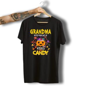 Grandma Never Run Out Of Kisses Or Candy Halloween Pumpkin Spiderweb Treats T-Shirt