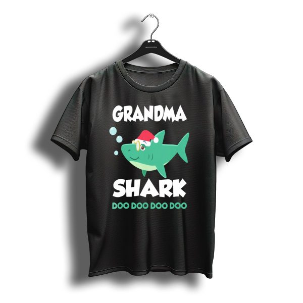 Grandma Shark Christmas Doo Doo Doo Doo Santa Hat T Shirt t shirt 1
