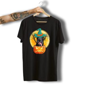 Great Dane Halloween Pumpkin Witch Hat Spooky Scene T-Shirt