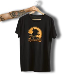 Hairdresser Witch Halloween Barber Stylist With Scissors And Bats T-Shirt