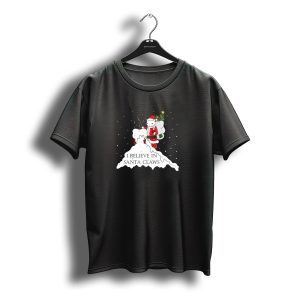 I Believe In Santa Claws Cat With Christmas Tree And Bag T-Shirt