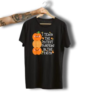 I Teach The Cutest Pumpkins In The Patch Stacked Cute Pumpkins With Autumn Leaves T-Shirt