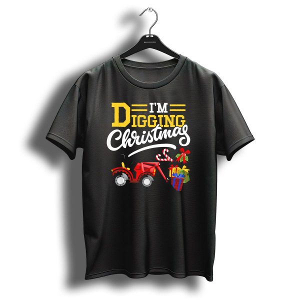 IM Digging Christmas With Red Tractor And Festive Gifts T Shirt 1 t shirt 1