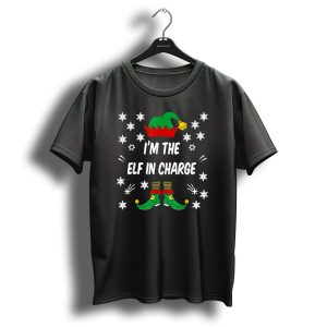 I'm The Elf In Charge Christmas Funny Family Holiday Snowflakes Hat And Shoes T-Shirt