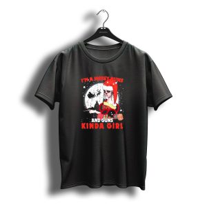 I'M A Messy Buns And Guns Kinda Girl Santa Skull Christmas T-Shirt