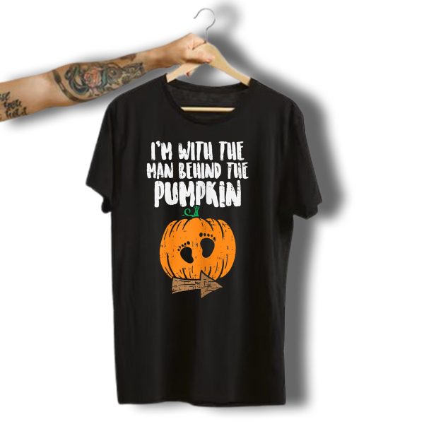 Im With The Man Behind The Pumpkin Halloween Pregnancy Couple T Shirt t shirt 1