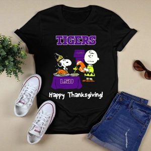 Lsu Tigers Snoopy And Charlie Brown Thanksgiving Football T-Shirt