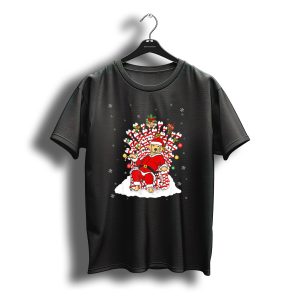 Labrador Retriever Santa On Candy Cane Bone Throne With Christmas Snowflakes T-Shirt