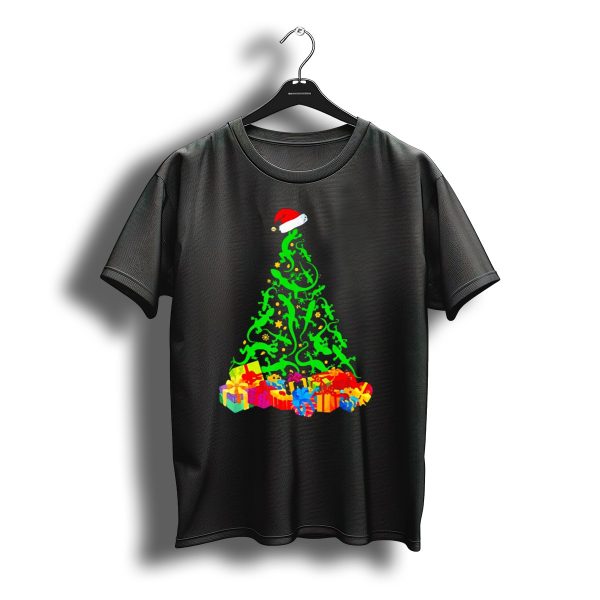 Leopard Gecko Reptile Pet Christmas Tree With Santa Hat And Presents T Shirt t shirt 1