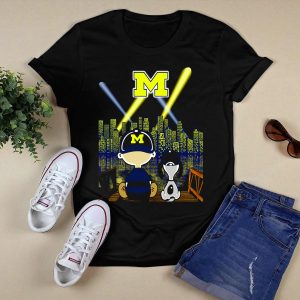 M Michigan Wolverines City By Night Skyline And Characters T-Shirt