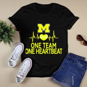 M Michigan Wolverines Football One Team One Heartbeat T-Shirt