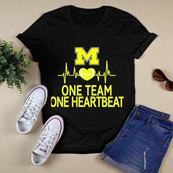M Michigan Wolverines Football One Team One Heartbeat T Shirt Black 1