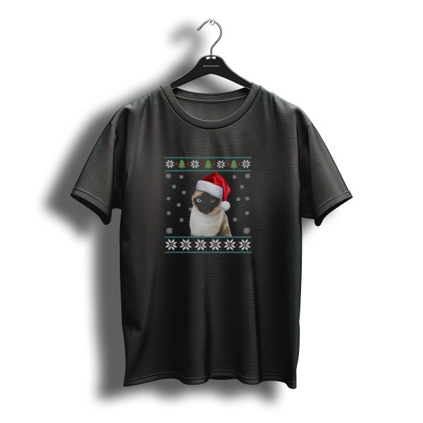 Merry Christmas Applehead Siamese Cat With Santa Hat Snowflakes And Trees T Shirt t shirt 1