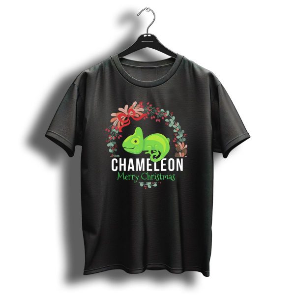 Merry Christmas Chameleon With Festive Wreath And Green Lizard T Shirt 1 t shirt 1