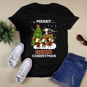 Merry Christmas Snoopy Oklahoma Sooners Christmas Tree Peanuts T-Shirt