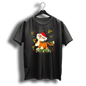 Merry Christmas Tiger In Santa Hat With Holly And Snowflakes T Shirt