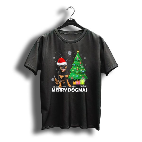 Merry Dogmas Rottweiler Santa Hat Christmas Tree Winter Holiday T Shirt t shirt 1