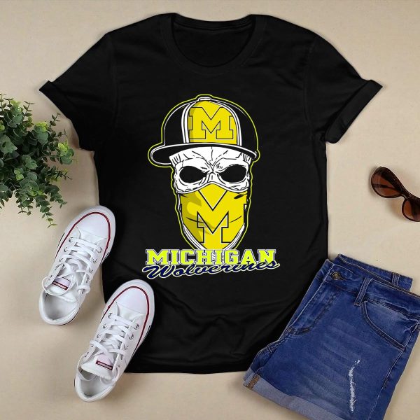 Michigan Wolverines Skull Hat M T Shirt Black 1