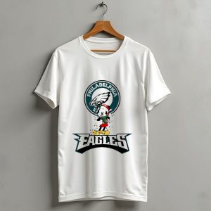 Mickey Mouse Philadelphia Eagles Christmas Lights Holiday Spirit T Shirt