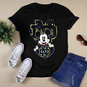 Notre Dame Fighting Irish Mickey Holding Nd Heart T-Shirt