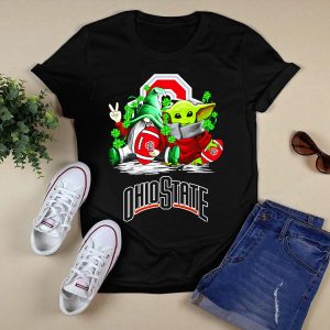 Ohio State Buckeyes Football St Patricks Day Gnome And Yoda With Shamrocks T Shirt