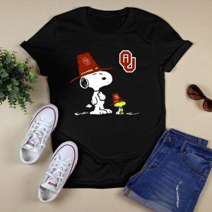 Oklahoma Sooners Snoopy Woodstock Ou Football Hat T-Shirt