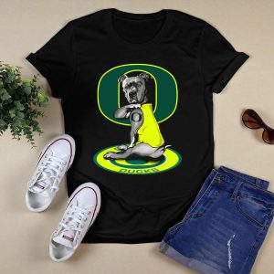 Oregon Ducks Bulldog With Yellow Vest And University T-Shirt