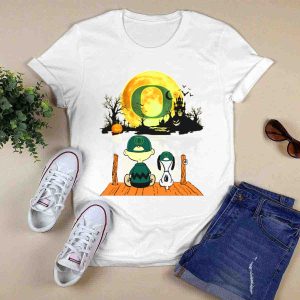 Oregon Ducks Halloween Moon Charlie And Snoopy Reflection T-Shirt